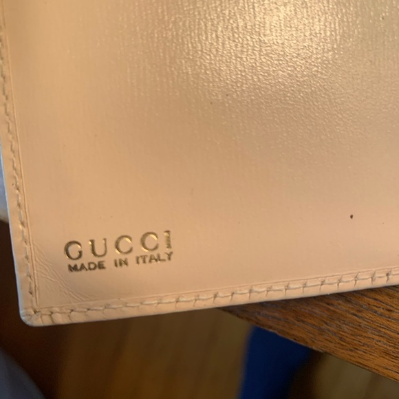 Gucci Vintage G Clasp Wallet in Neutral, Used Condition - Picture 7 of 10